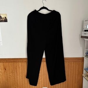 Black Wide-Leg Women's Pants - Classic Comfort